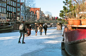 Get cheapest airfares to Winter in Amsterdam