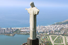 Get discount flights to Christ the Redeemer statue in Rio De Janeiro