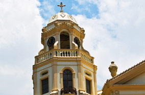 Get cheapest airfares to Quiapo Church in Manila