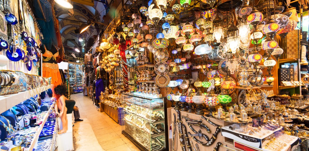 A Guide to Istanbul’s Grand Bazaar @ Fare Buzz