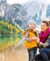Famous fall destinations to consider visiting in the U.S.