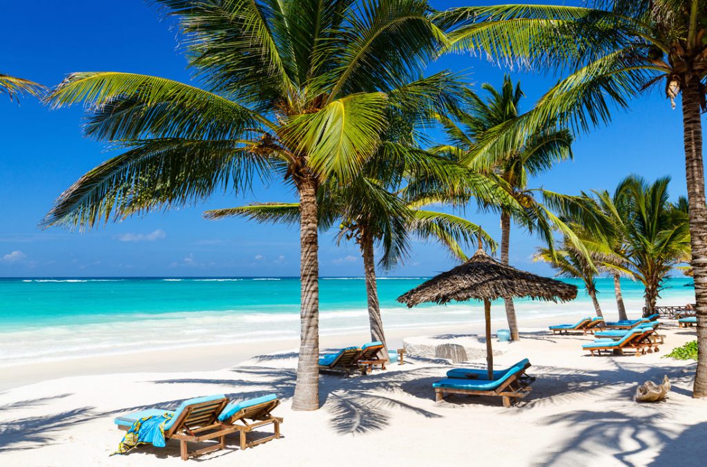 Seven-mile-beach-of-Negril