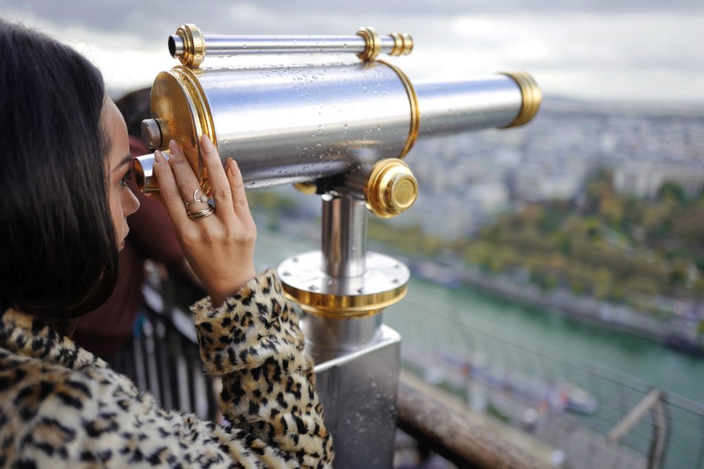 eiffel tower view paris